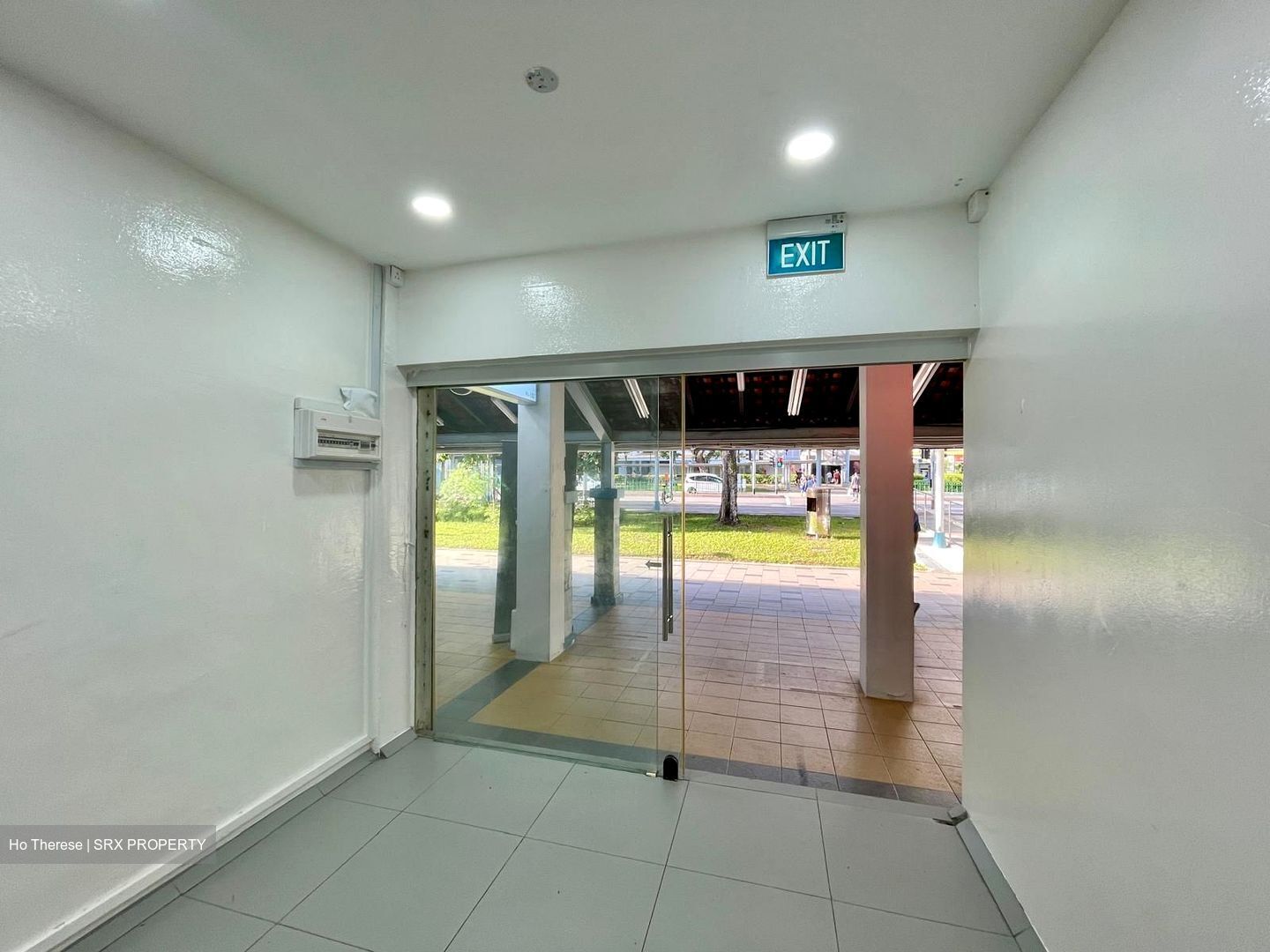 Toa Payoh Central (D12), Shop House #560836051